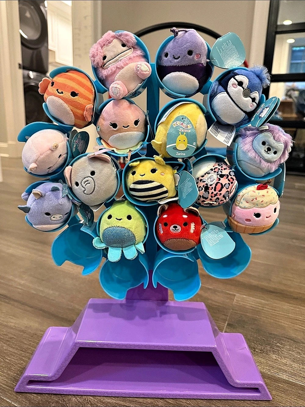 Squishmallows Micromallows Ferris Wheel Display Set